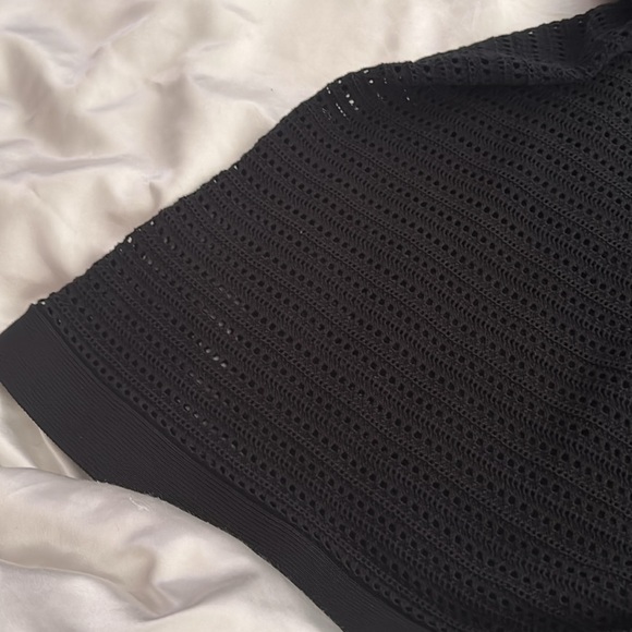 Aritzia Babaton Lattice Crocheted A-line midi skirt Black Size Medium NWT - Picture 6 of 7